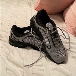 Men’s Nike Max Air Shoes